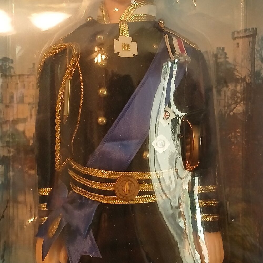 Set of 2 VTG 1982 Prince Charles and Princess Diana of Wales 12" Wedding Dolls - Picture 10 of 16